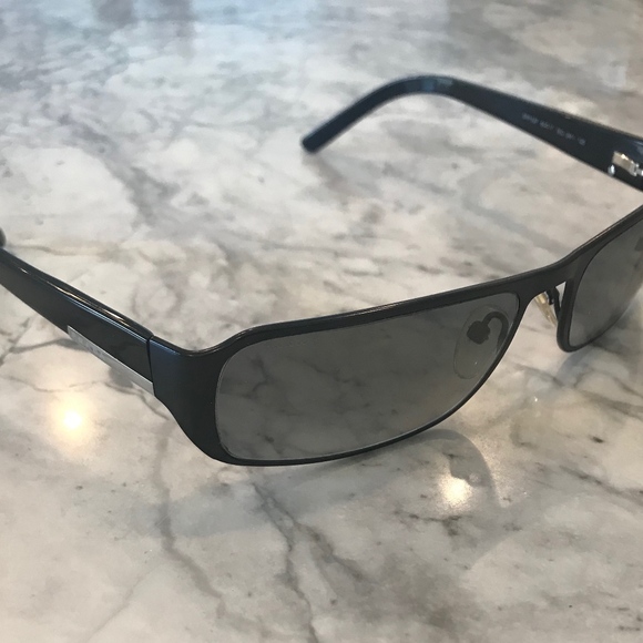 PRADA UNISEX SUNGLASSES - Picture 4 of 7